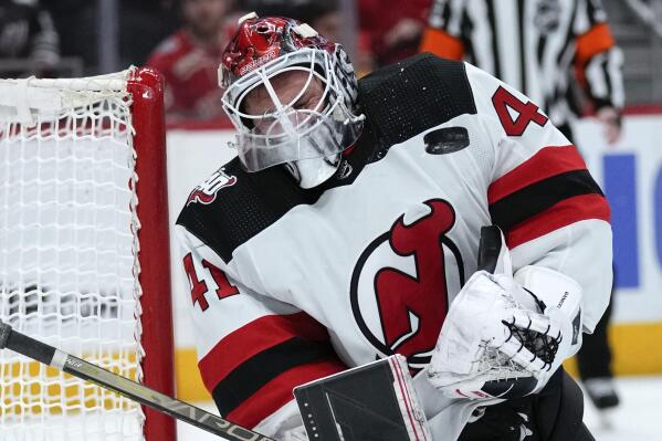 Detroit red wings new jersey devils hot sale